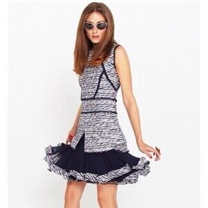 NWT. Oscar de la Renta silk-chiffon trimmed tweed dress Sz 0 blue